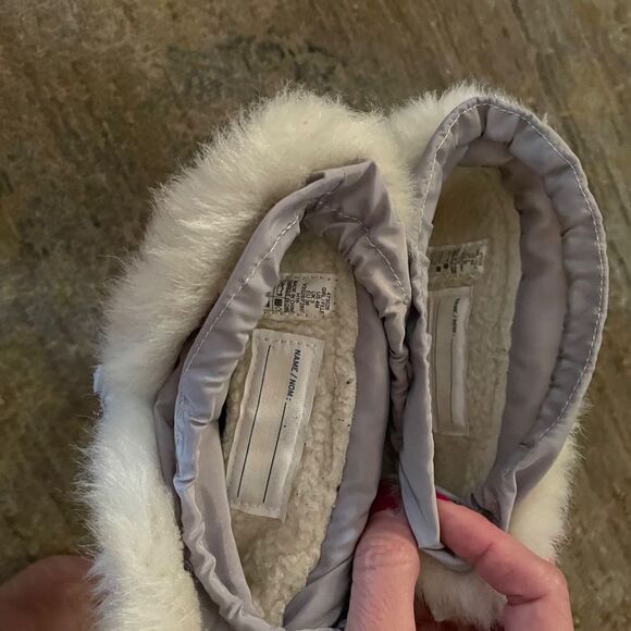 Lands’ End Girls Snow boots Size 4 M - Picture 4 of 6